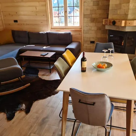 Vilă Luxury Horse River