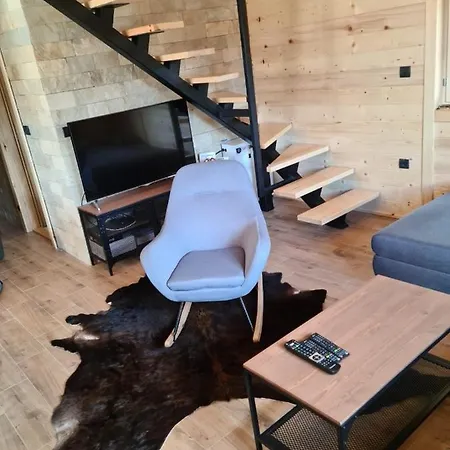 Willa Luxury Horse River Sekulic