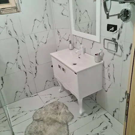 Luxury Horse River Willa