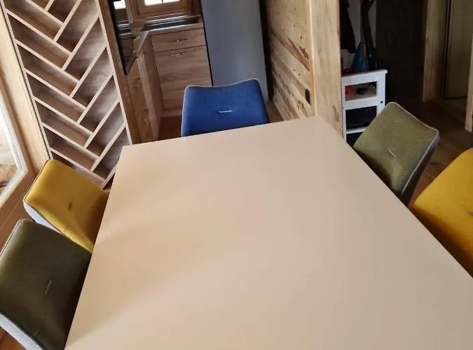 Luxury Horse River *